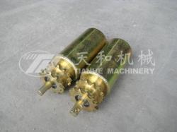 雙鏈車制(zhi)輥筒（鍍彩鋅）